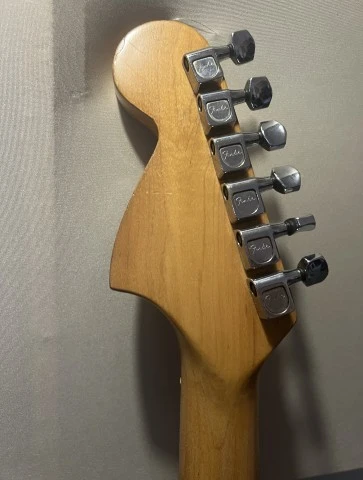 Fender Stratocaster