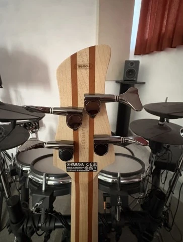 Yamaha TRB1004J