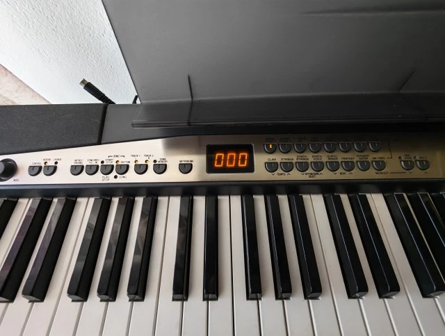 Casio Privia PX-300