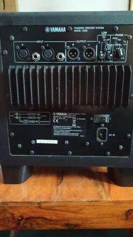 Yamaha MSP5A Pair + HS8S Subwoofer