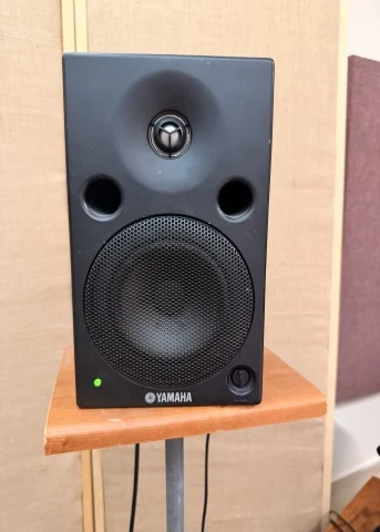Yamaha MSP5A Pair + HS8S Subwoofer