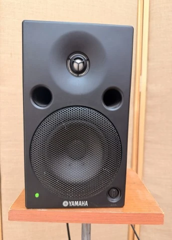 Yamaha MSP5A Pair + HS8S Subwoofer
