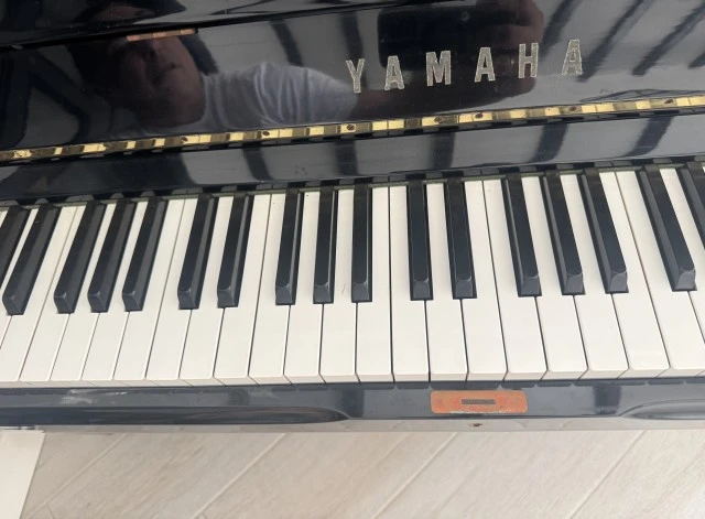 Yamaha U3