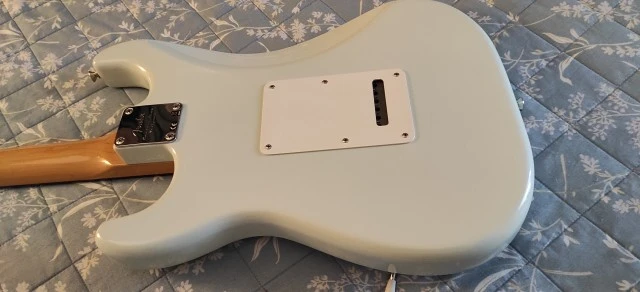 Fender Classic Player '60s Stratocaster - Sonic Blue