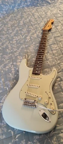 Fender Classic Player '60s Stratocaster - Sonic Blue