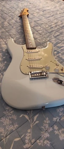 Fender Classic Player '60s Stratocaster - Sonic Blue