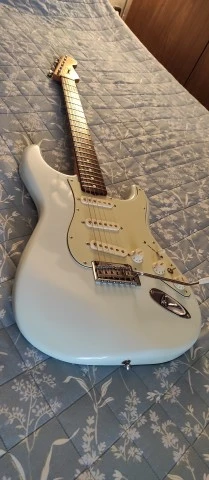 Fender Classic Player '60s Stratocaster - Sonic Blue