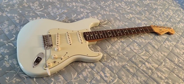 Fender Classic Player '60s Stratocaster - Sonic Blue