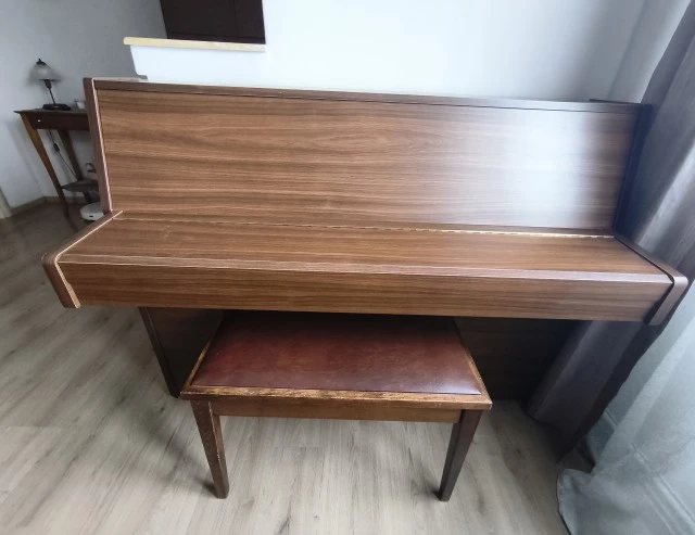 Yamaha C108
