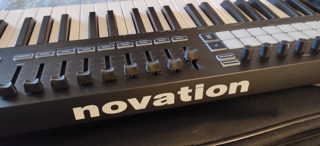 Novation Launchkey 49 MK3