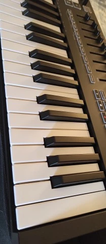 Novation Launchkey 49 MK3