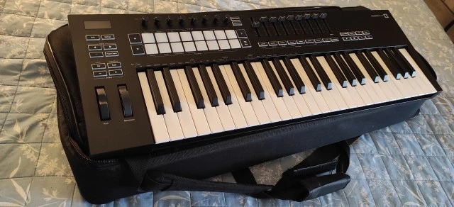 Novation Launchkey 49 MK3