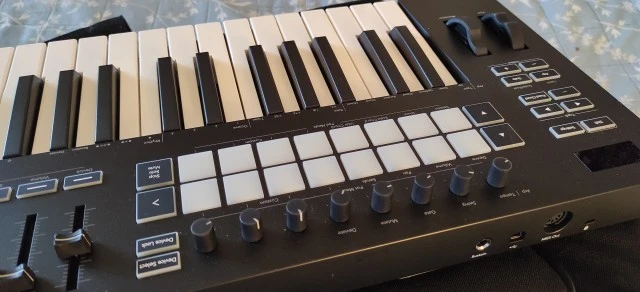 Novation Launchkey 49 MK3