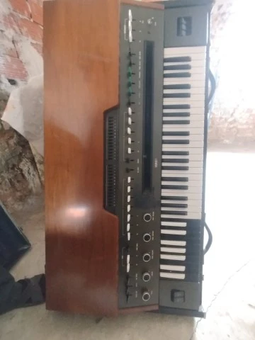 Yamaha YC-30
