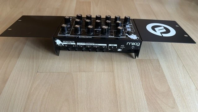 Moog Minitaur