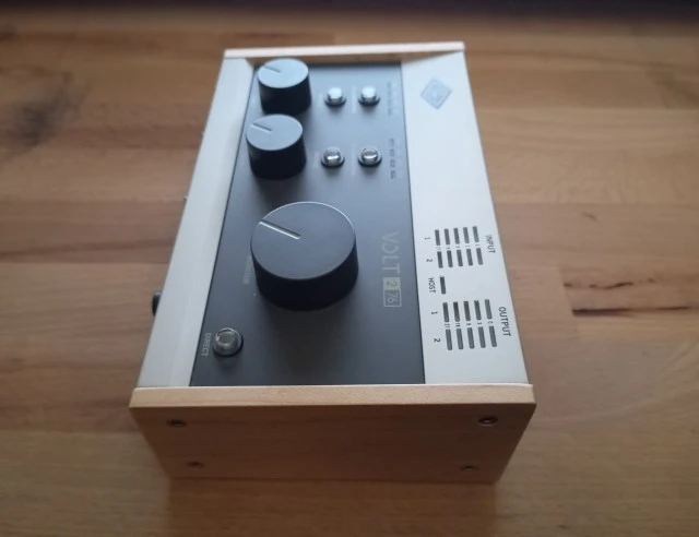 Uad Volt 276