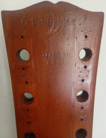Gibson Les Paul Studio 2004 σε κατάσταση project μόνο ξύλα