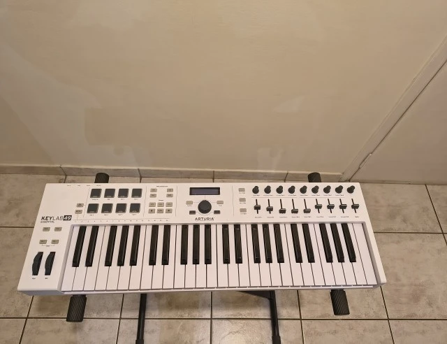 Arturia KeyLab Essential 49 MK1
