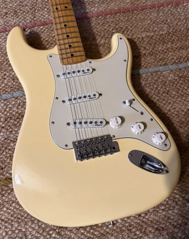 Fender Yngwie Malmsteen Signature Stratocaster 2005 Vintage White