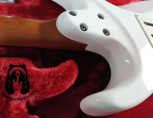 Ibanez LM1 Luca Mantovanelli Signature - Luna White
