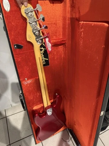 Fender jazz bass 60s reissue