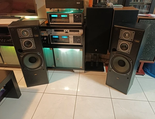 JVC SPX-990