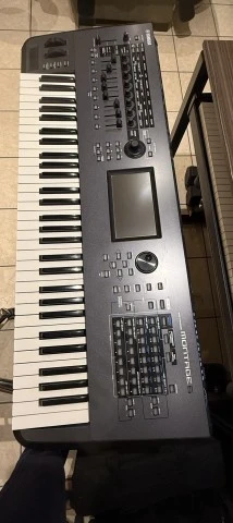 Yamaha Montage 6