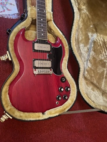 Epiphone Tony Iommi SG Special w/case