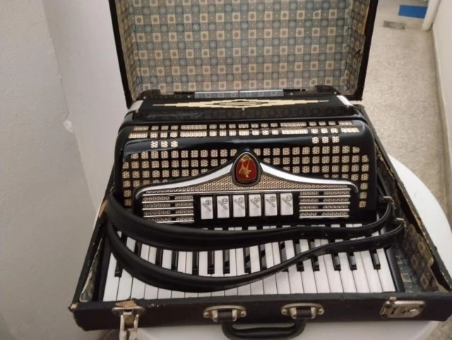 Crucianelli Accordion
