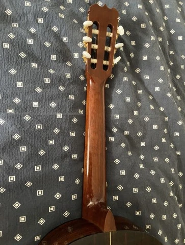 Morris Classical Guitar με σκληρή θήκη