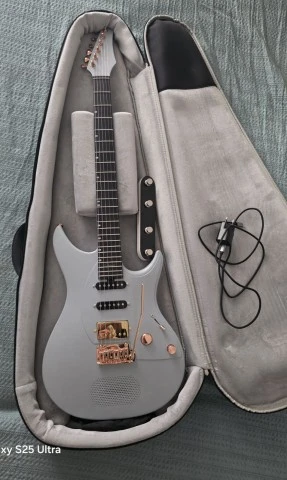 Enya Inspire Smart Guitar