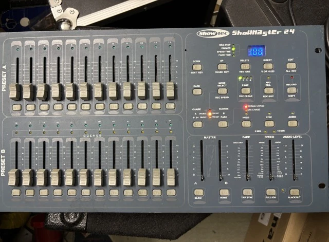 Showtec Showmaster 24