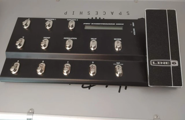 Line 6 POD HD Desktop