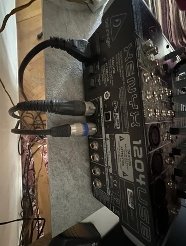 Behringer XENYX 1204 USB