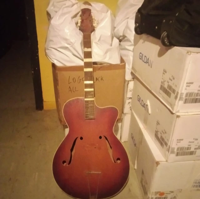Vintage Hollowbody Guitar