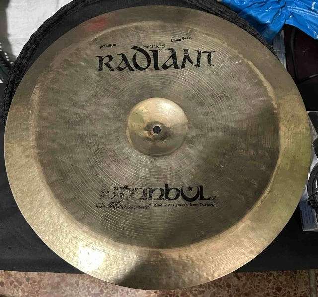 Istanbul Mehmet Radiant China Sweet 18"