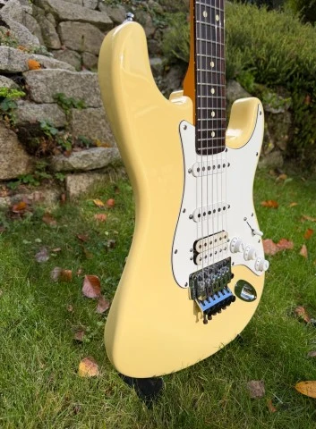 Fender American Stratocaster Floyd Rose Classic (1999)