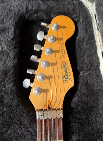 Fender American Stratocaster Plus (Torino Red, 1989)
