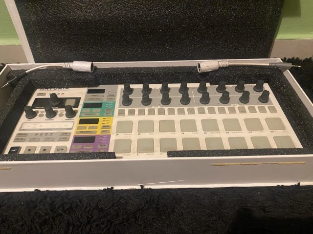 Arturia Beatstep Pro