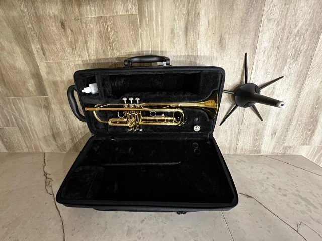 Yamaha YTR-3335