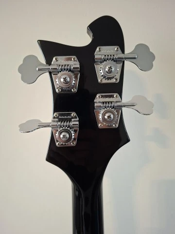 Rickenbacker 4003