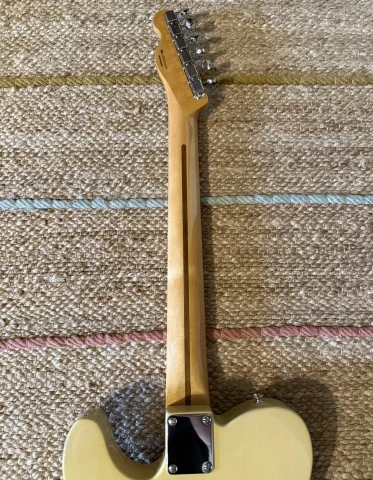Fender Vintera II '50s Nocaster 2023 Blackguarde Blonde