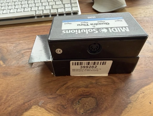 MIDI Solutions Quadra Thru V2