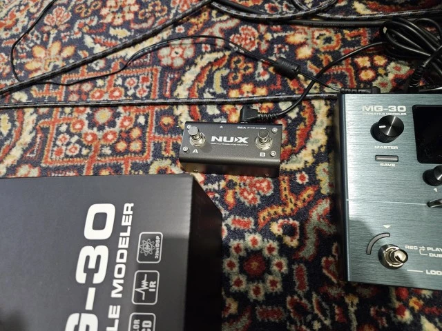 NUX MG-30