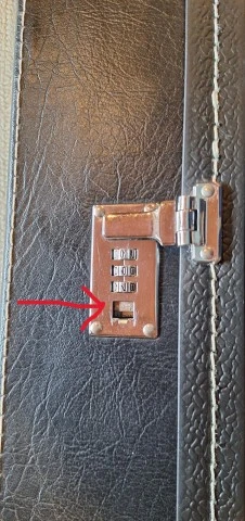 Σκληρή Θήκη Βαλίτσα (Hardcase) για κιθάρες τύπου Les Paul