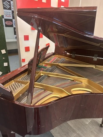 Hupfeld 135 Baby Grand Piano