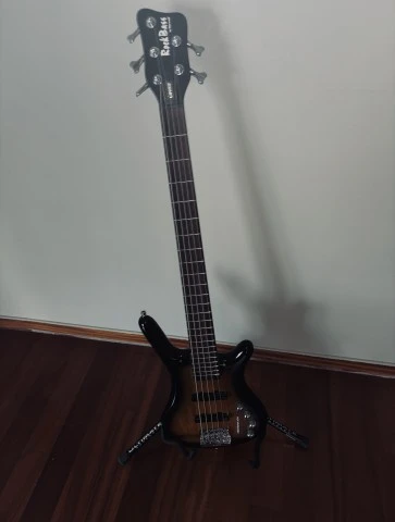 Warwick Rockbass Corvette 5