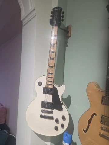Epiphone las paul alpine white