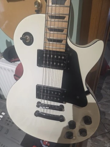 Epiphone las paul alpine white