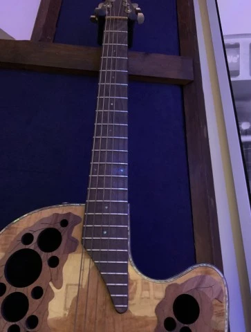 Ovation Celebrity Elite Plus CE44P-FKOA